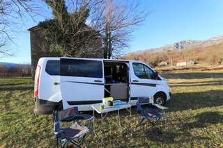 Кемпинги AgapeEscape Campervan Montenegro Подгорица Передвижной дом-1